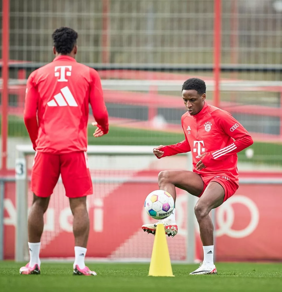 Bayern : Bouna Sarr retouche au ballon