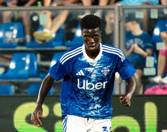 Assane Diao buteur avec Como