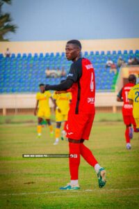 Lamine Diop, solide défenseur central de Wally Daan FC