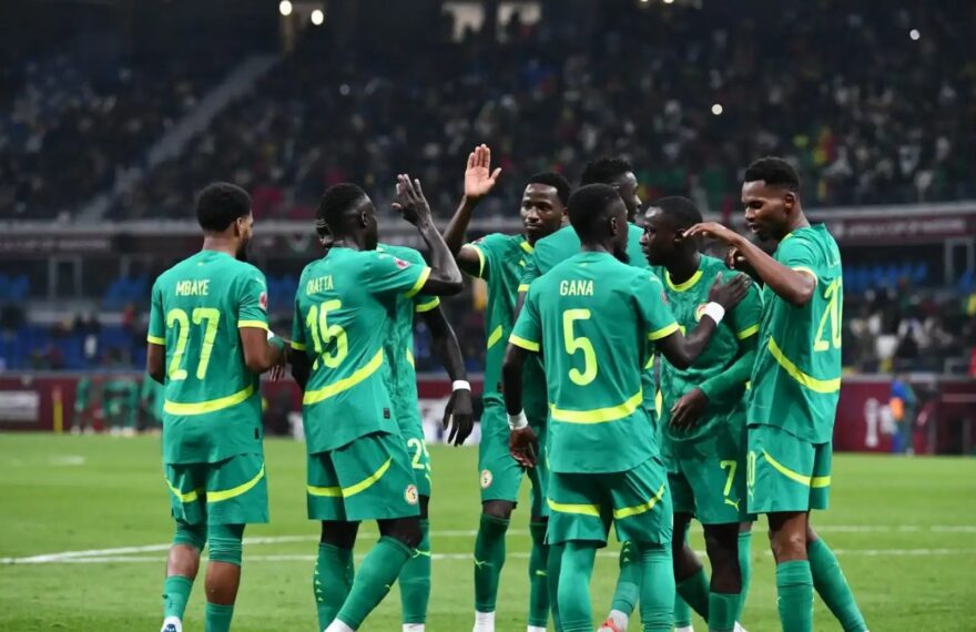 Les Lions en 3-4-3 en amical