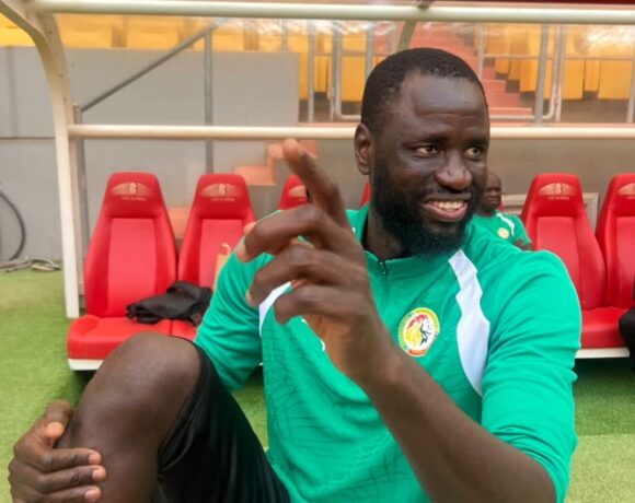 Cheikhou Kouyaté intègre le staff de Pape Thiaw