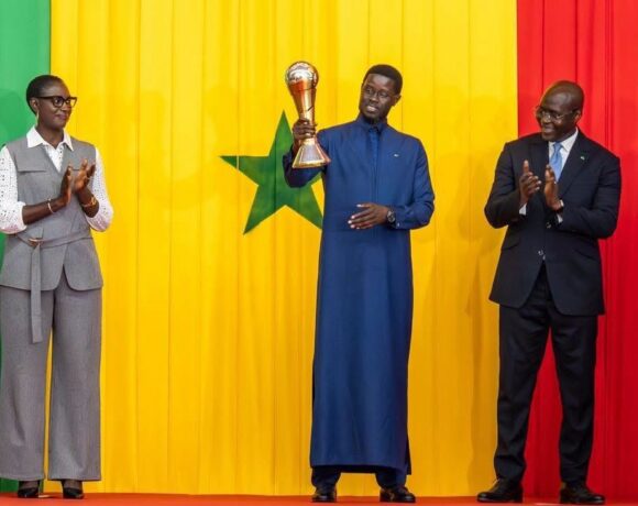 Qui va payer le limogeage de Pape Thiaw