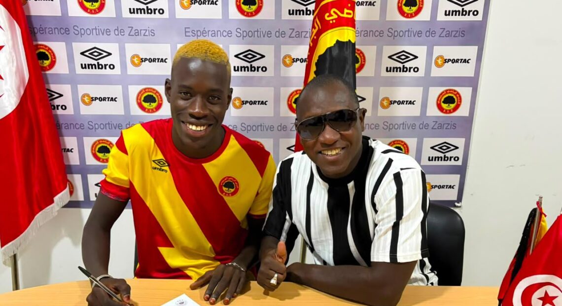 Samba Diouf HLM signe à Espérance Zarzis