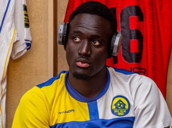 Ibrahima Dieng signe à Pikine