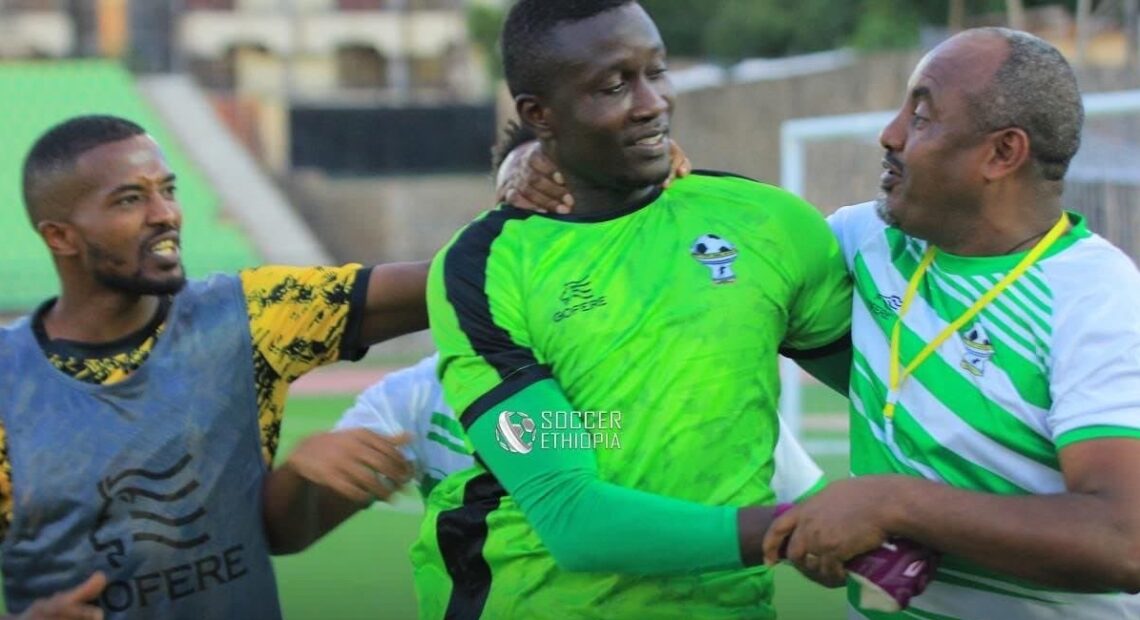 Amar Fall à Welwalo FC
